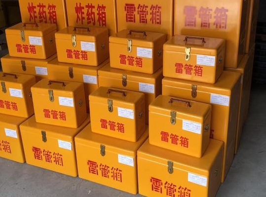 武江玻璃钢雷管箱的使用寿命一般是多少？